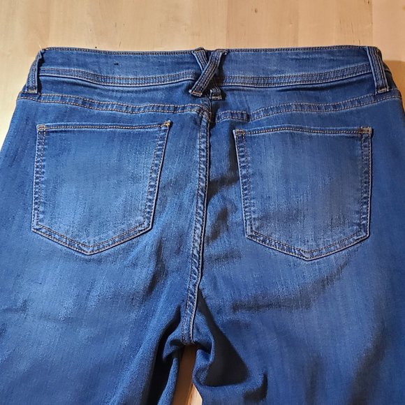 Flare Jean Size 11 - Picture 2 of 4